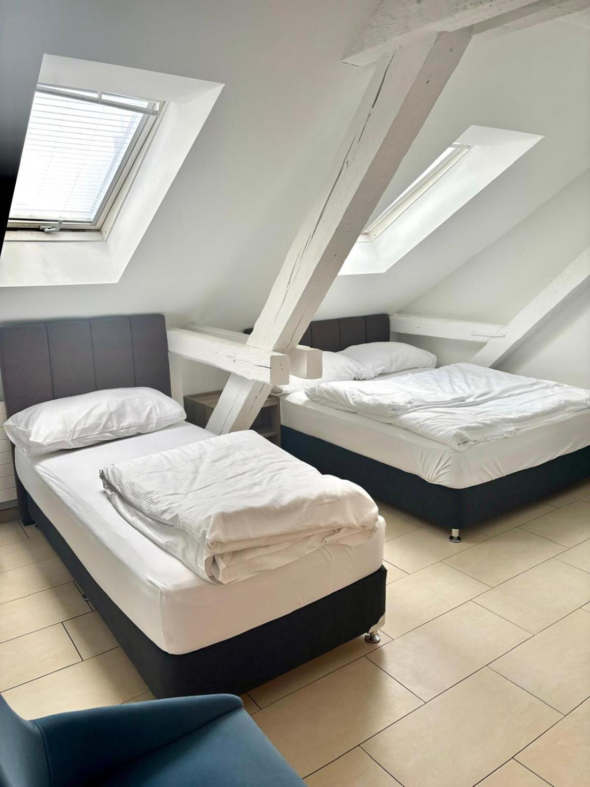 Nani City Hotel Zurich Bagian luar foto